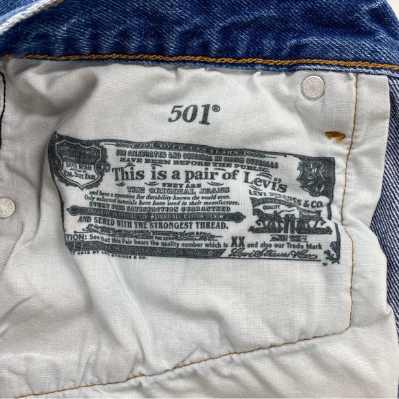 Levi's 501 High Rise Distressed Blue Jean Cutoff Denim Shorts Waist 31 Raw Hem - Picture 8 of 12